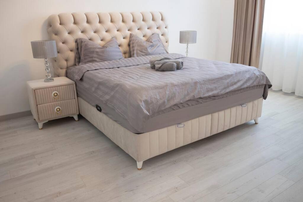 Luxury 2 Bedroom Apartment Βουκουρέστι Εξωτερικό φωτογραφία