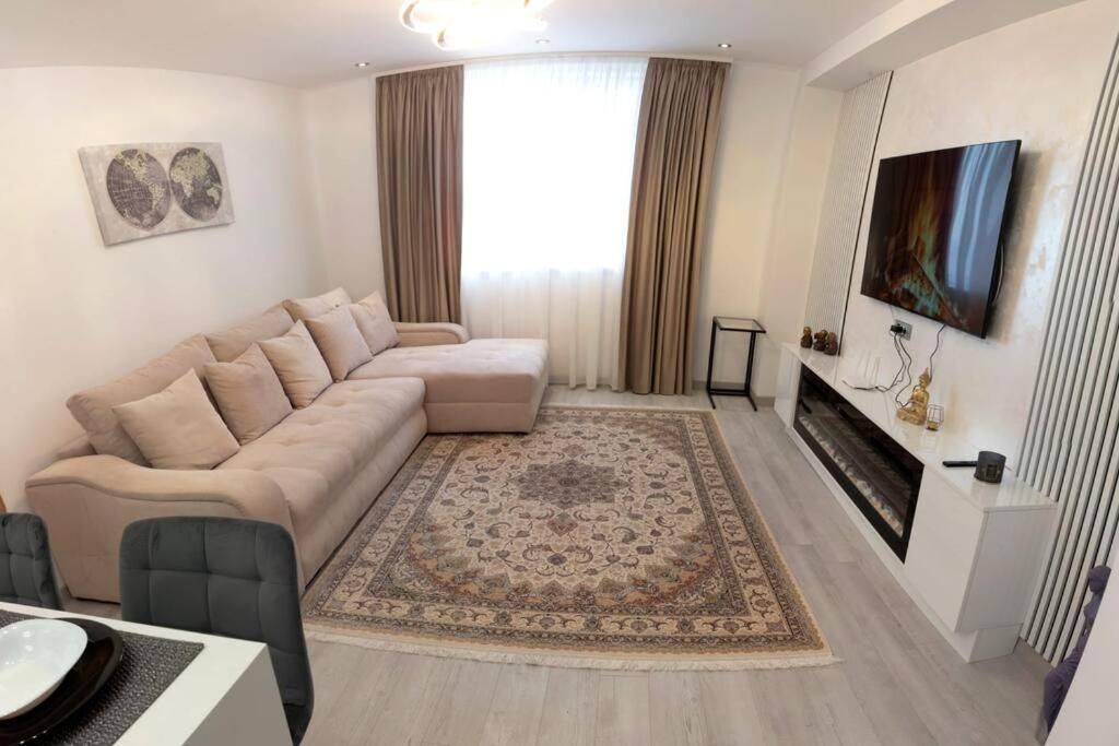 Luxury 2 Bedroom Apartment Βουκουρέστι Εξωτερικό φωτογραφία