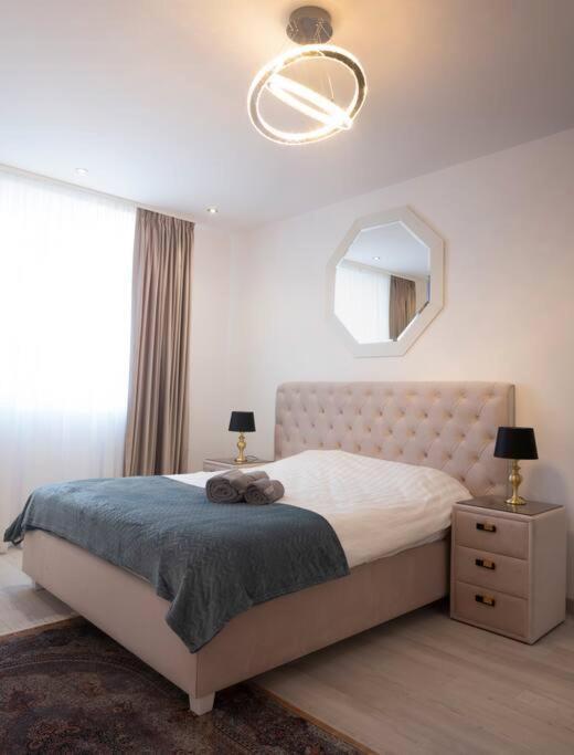 Luxury 2 Bedroom Apartment Βουκουρέστι Εξωτερικό φωτογραφία